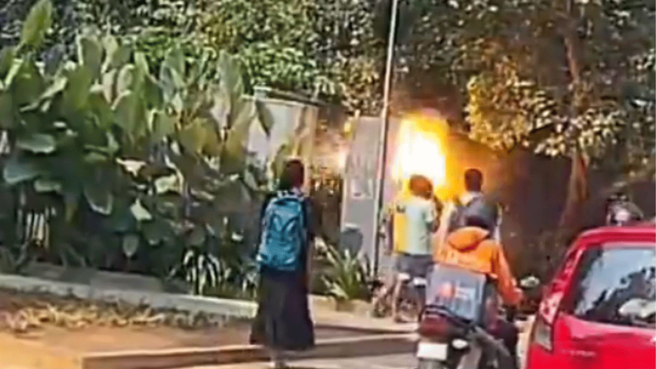 Bengaluru | అమెజాన్ ఆఫీస్ స‌మీపంలో పేలిన ట్రాన్స్‌ఫార్మ‌ర్‌..!