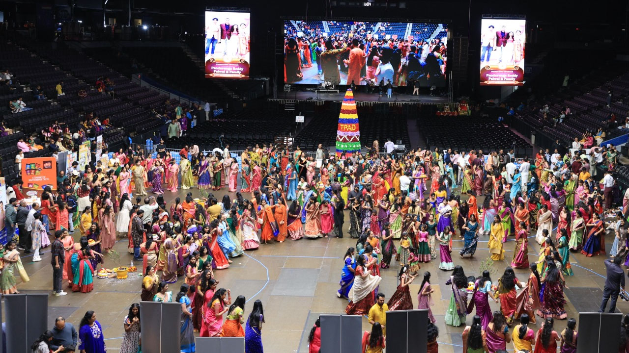 Bathukamma Celebrations | ఫ్రిస్కో నగరంలో అంబరాన్నంటిన ‘టి-ప్యాడ్’ బతుకమ్మ సంబరాలు .. ప్రత్యేక ఆకర్షణగా నవీన్ పోలిశెట్టి