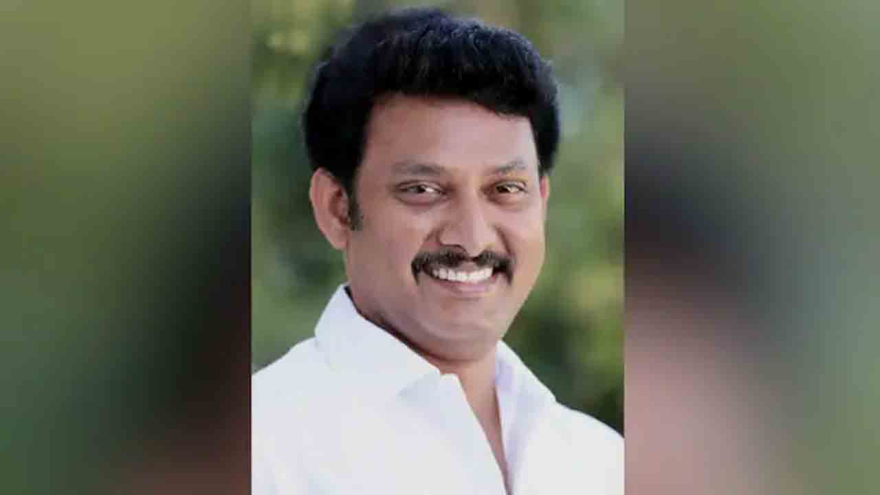 DMK Ex-Minister Arrested | ప్రైవేట్‌ స్కూల్స్‌ నుంచి వంద కోట్లు లంచం ఆరోపణలు.. డీఎంకే   మాజీ మంత్రి అరెస్ట్‌