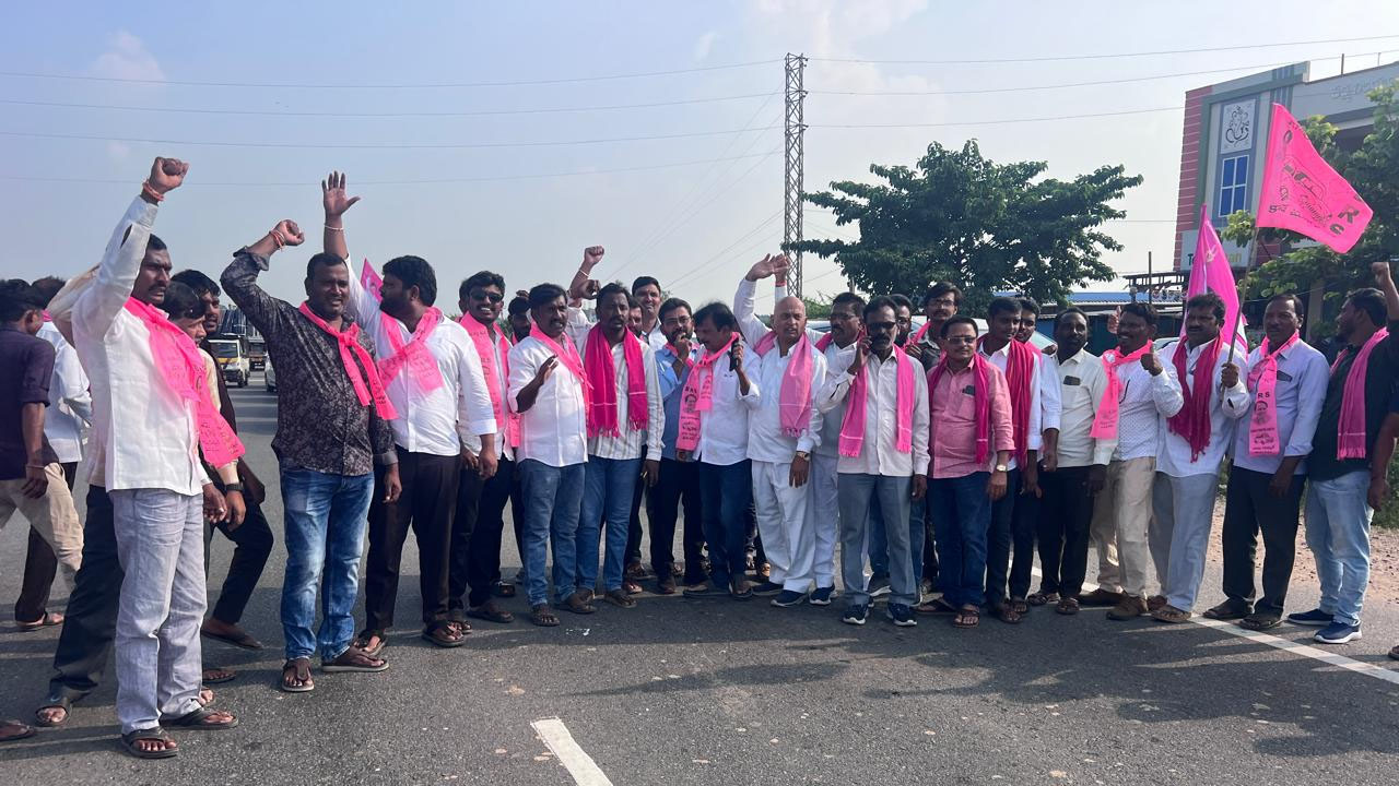 KTRs Meeting | కేటీఆర్‌ సభకు భారీగా తరలిన బీఆర్‌ఎస్‌ శ్రేణులు