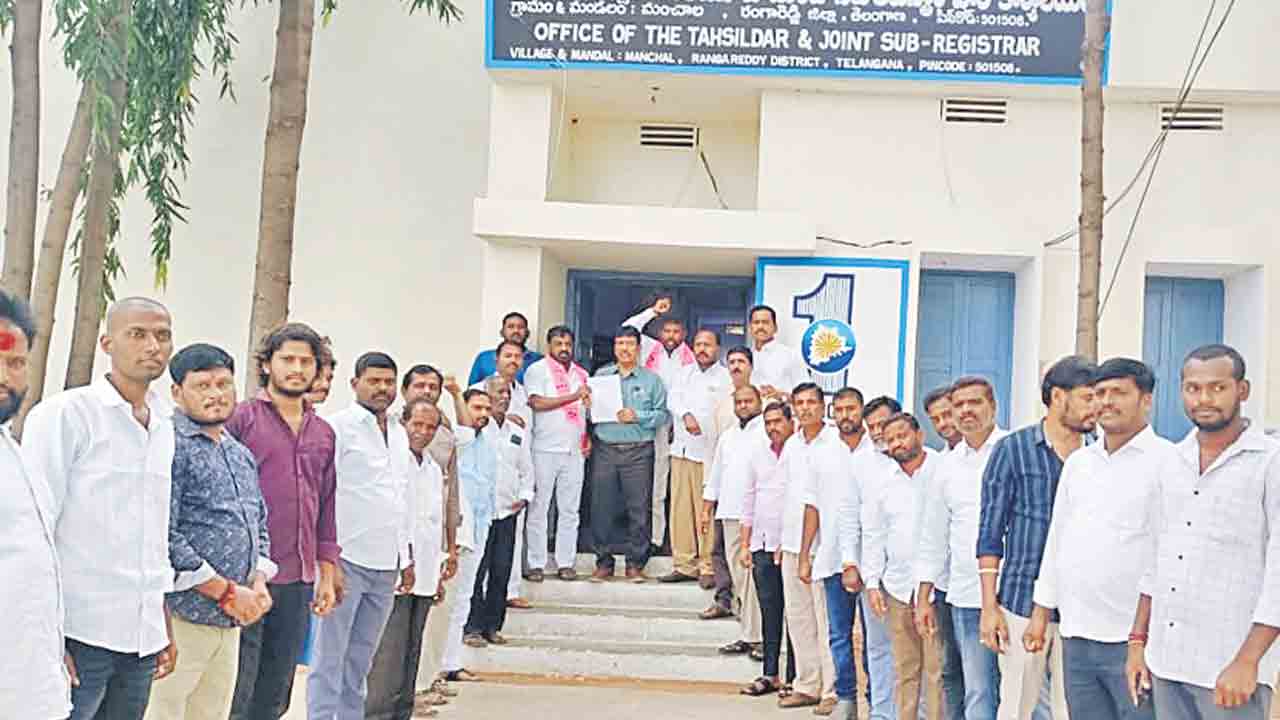మంచాలను కరువు మండలంగా ప్రకటించాలి