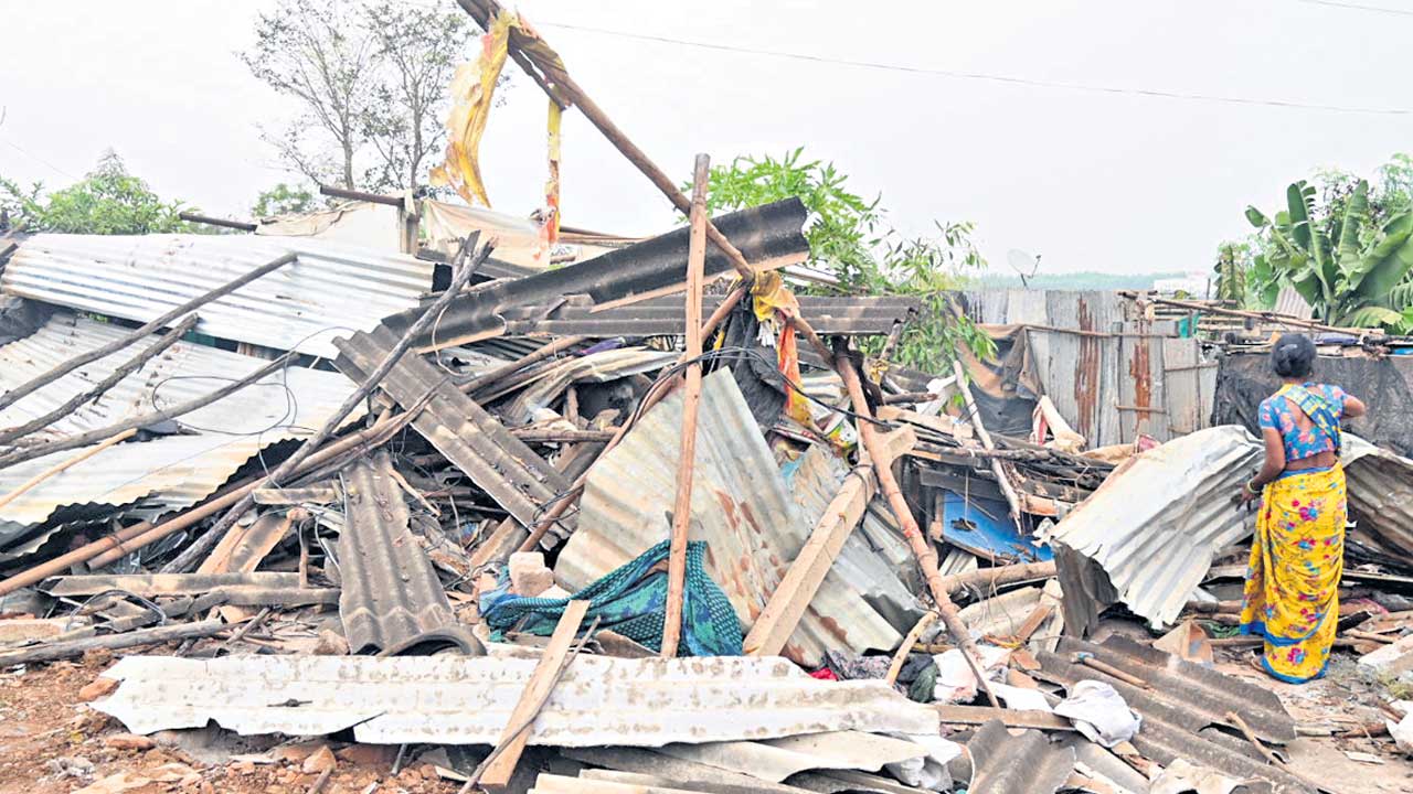 మళ్లీ కాంగ్రెస్‌ గ్రహణం