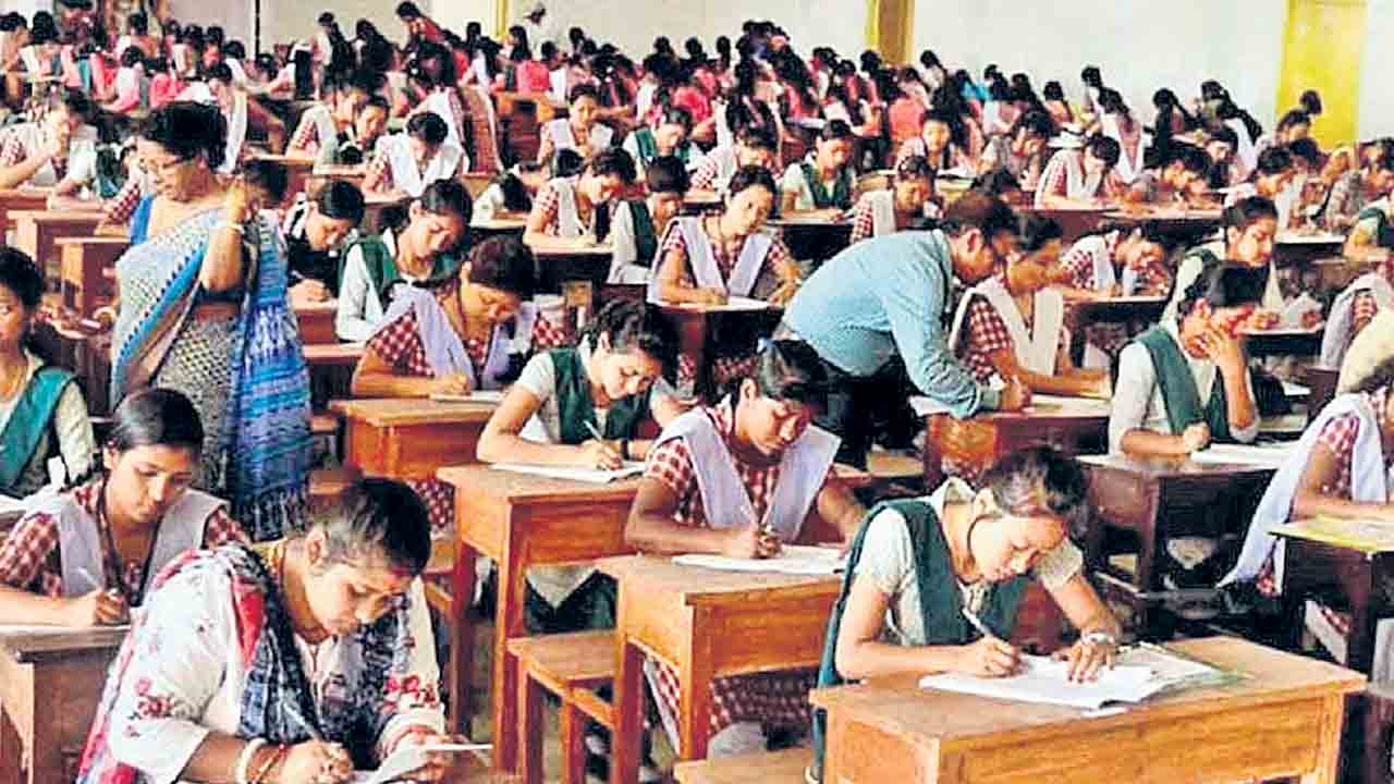 మ్యాథ్స్‌, సైన్స్‌లో ఫెయిలైనా టెన్త్‌ పాస్‌!