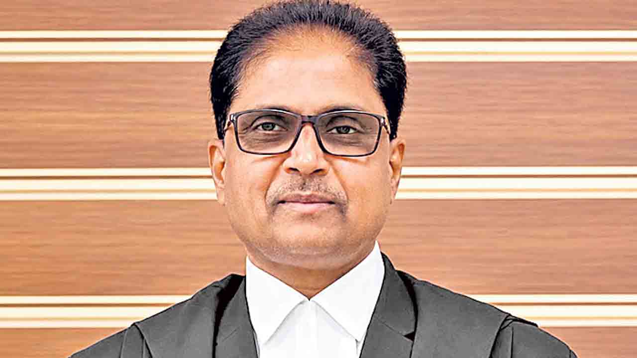 ఎండోమెంట్‌ ట్రిబ్యునల్‌ చైర్మన్‌గా రవీంద్రశర్మ