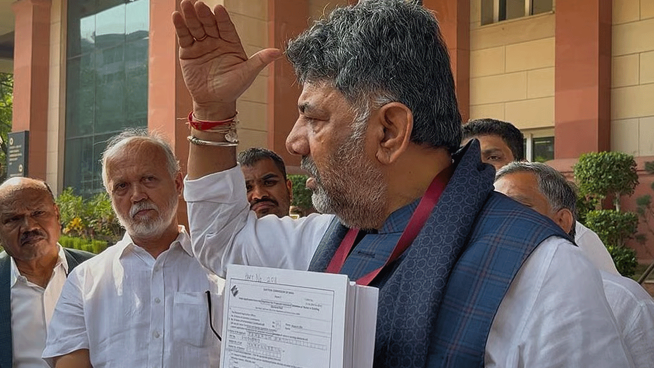 DK Shivakumar | సీఎం కాగానే నాపై స్టింగ్ ఆప‌రేష‌న్‌.. డీకే శివ‌కుమార్ సంచ‌ల‌న ఆరోప‌ణ‌లు..!
