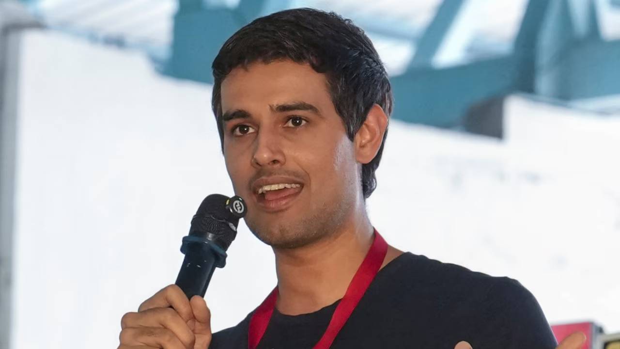 Dhruv Rathee | సీజేపీ నిరసనకు వెళ్లకుండా యూట్యూబర్ ధృవ్‌ రాఠీని అదుపులోకి తీసుకున్న ఢిల్లీ పోలీసులు