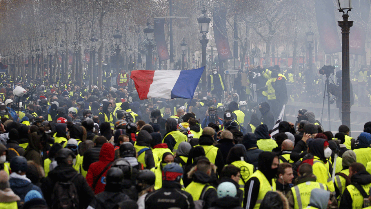 France Protests | ఫ్రాన్స్ నిర‌స‌న‌కారుల్లో తీవ్ర‌వాద భావ‌జాల అమెరిక‌న్‌లు..!