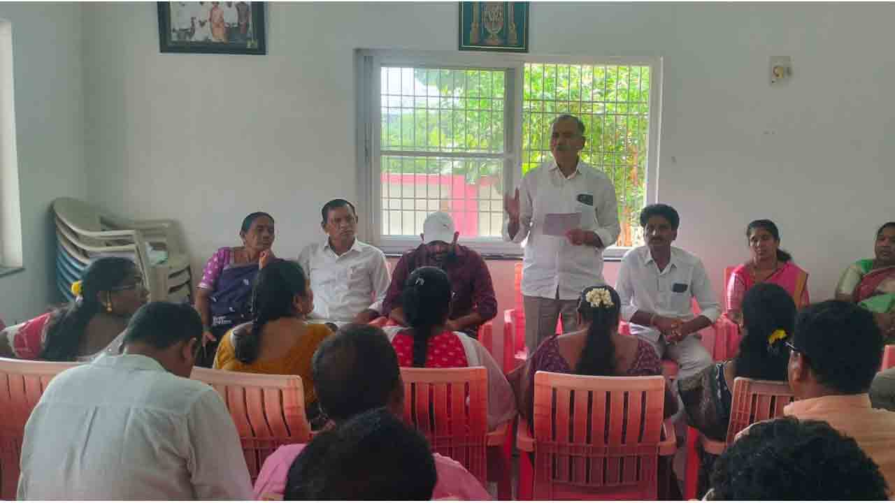 Gandra Venkata Ramana Reddy | ప్రతీ గ్రాడ్యుయేట్‌కు ఓటర్ నమోదుపై అవగాహన కల్పించాలి : మాజీ ఎమ్మెల్యే గండ్ర వెంకటరమణారెడ్డి