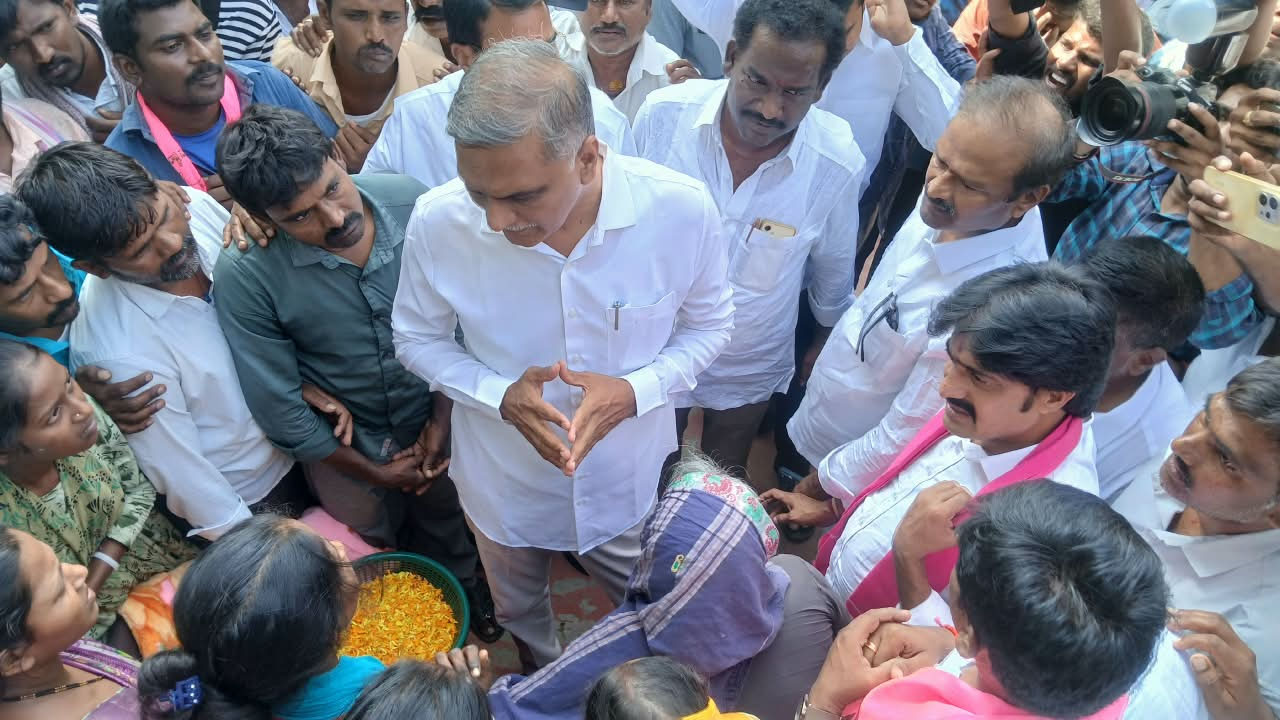 Harish Rao | పాలమూరు బాధితులకు రూ.10 లక్షల పరిహారం ఇవ్వాలి : హరీష్‌రావు డిమాండ్‌