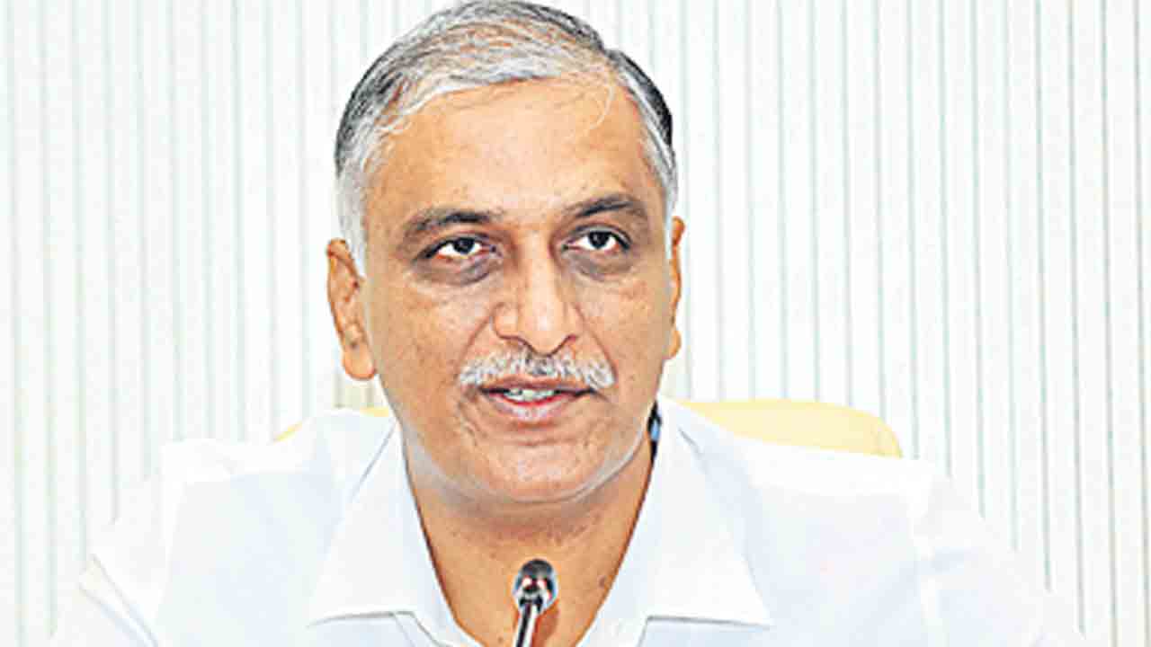 రైతు డిస్కమ్‌ పేరుతో ఉచిత విద్యుత్తుకు ఎసరు
