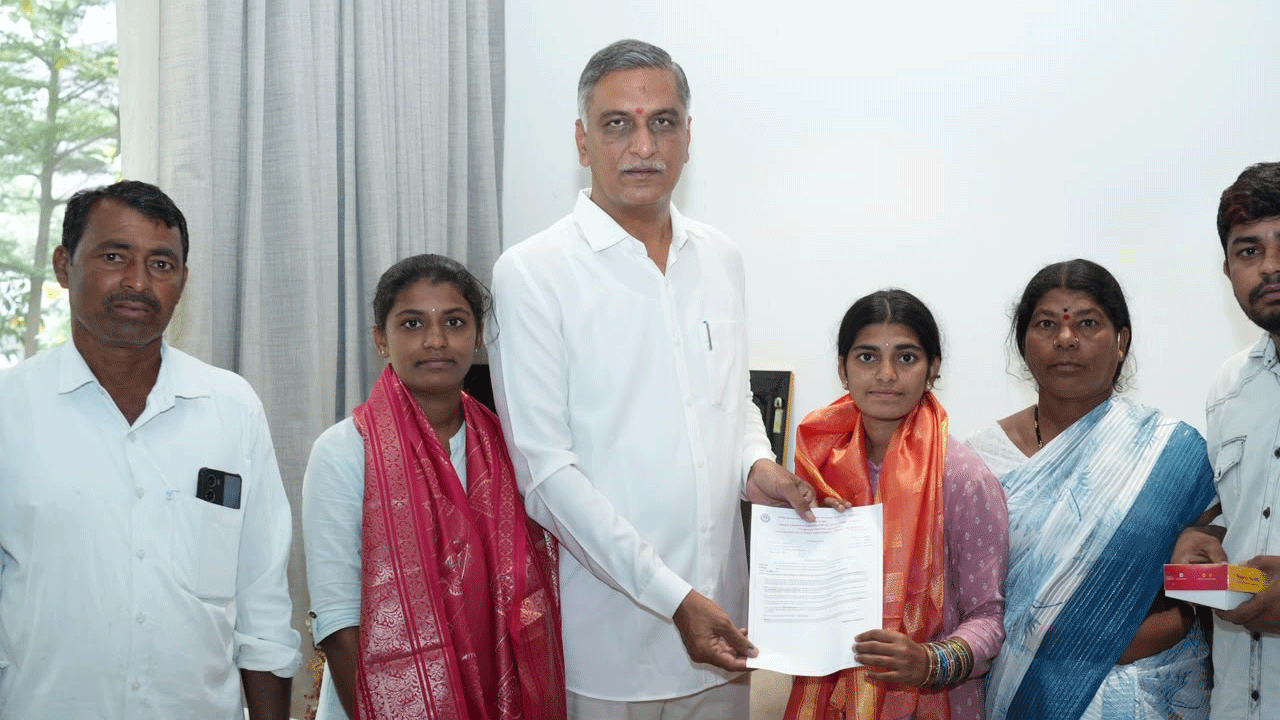 Harish Rao | రైతుకూలీల బిడ్డలు డాక్టర్లు కావడం గర్వకారణం : మాజీ మంత్రి హరీష్‌రావు