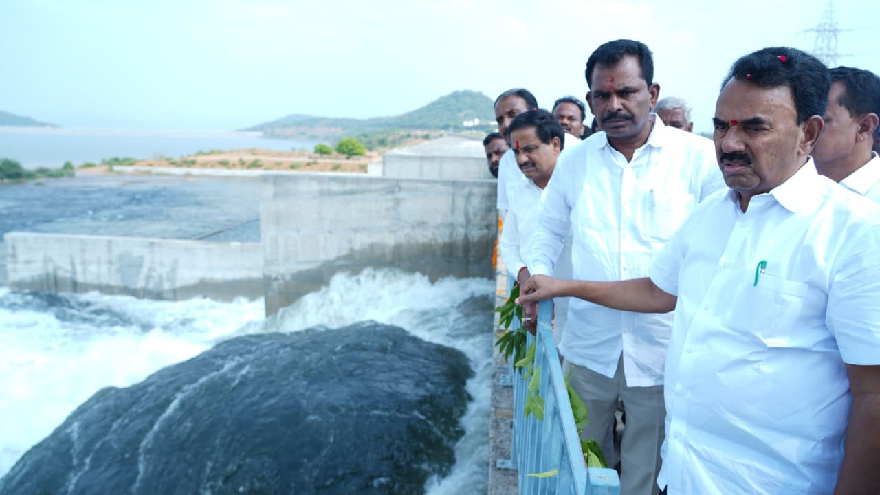 Palamuru Lift Inauguration | పాలమూరు-రంగారెడ్డి ఎత్తిపోతలను ప్రారంభించిన మంత్రి జూపల్లి
