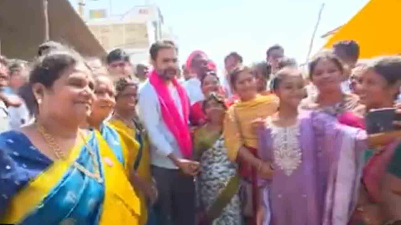 KTR | లింగన్నపేట బ్రహ్మోత్సవాల్లో కేటీఆర్‌కు ఘనస్వాగతం.. వీడియో