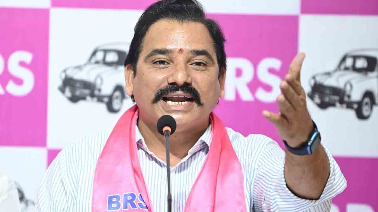 Kethireddy Vasudeva reddy |  దొర అహంకారంతో వ్యవహరిస్తున్న బల్మూరి వెంకట్ : డాక్టర్ కేతిరెడ్డి వాసుదేవ రెడ్డి