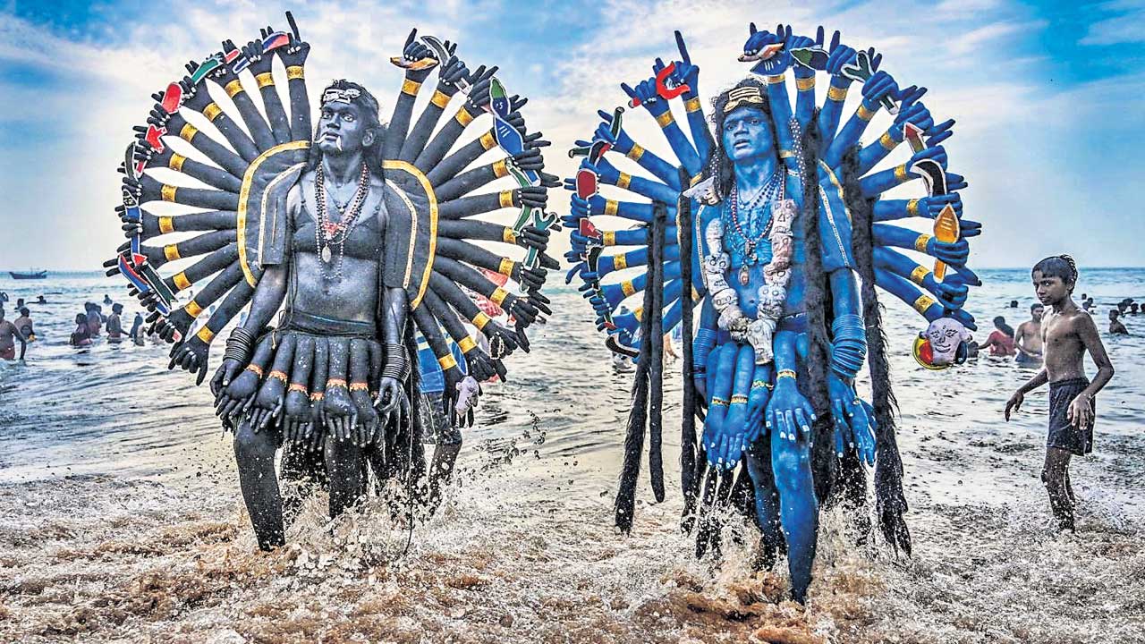 వేల కాళికల దసరా వేడుక!