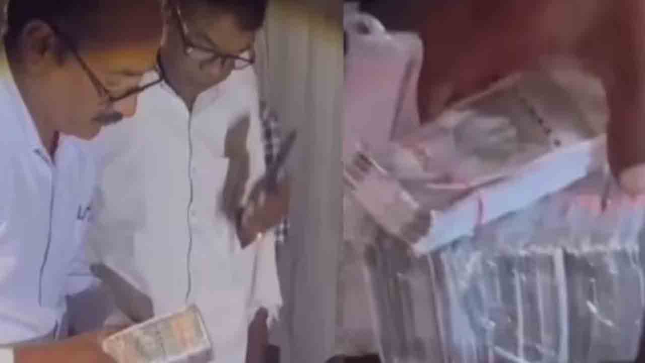 Man Prints Fake Rs 500 Notes | ఇంటి అద్దె చెల్లించలేక.. నకిలీ రూ.500 నోట్లు ముద్రించిన వ్యక్తి