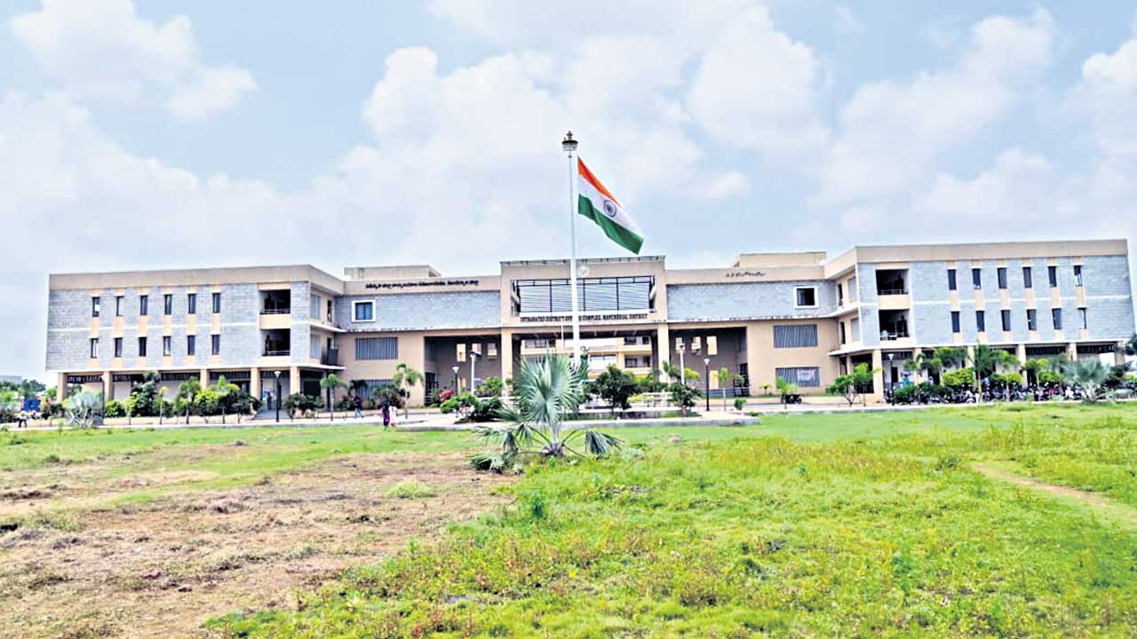 తగ్గిన దూరం.. పెరిగిన వేగం..