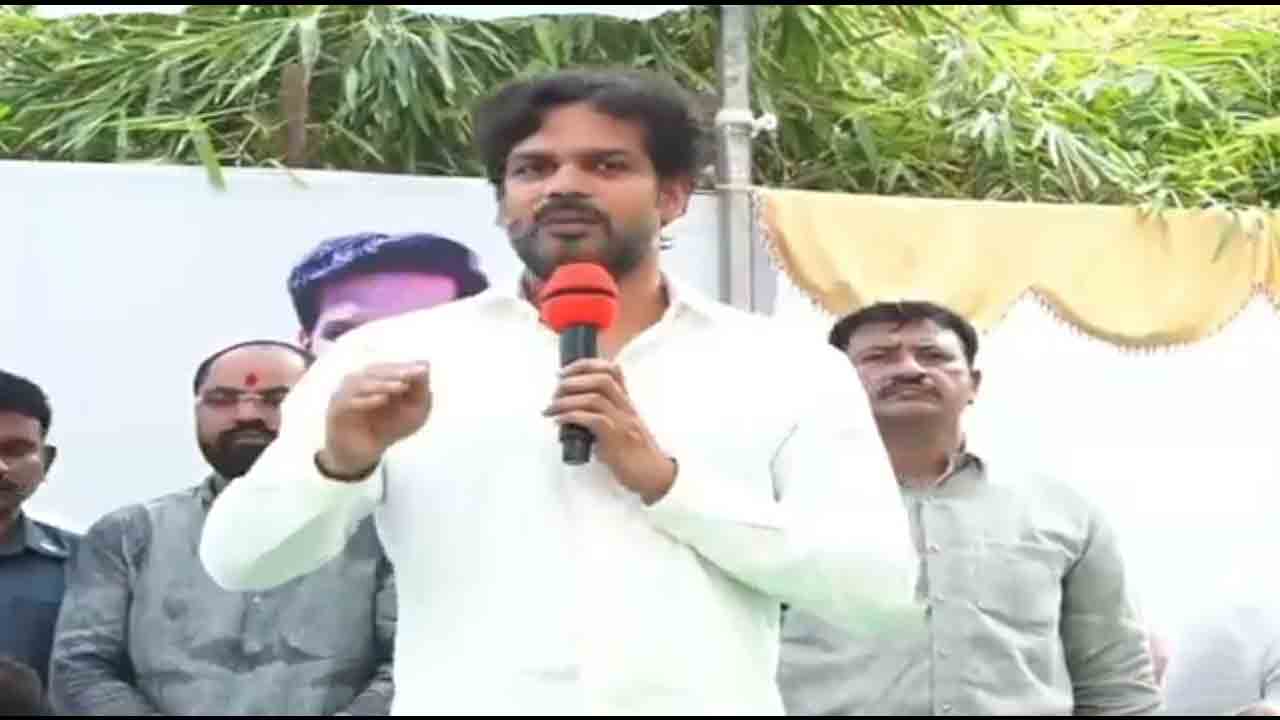 Patlolla karthik Reddy | డైరెక్టుగా గెజిట్ వచ్చింది.. సీఎంకు సంబంధం లేదంటే నమ్ముదామా..? : పట్లోళ్ల కార్తీక్ రెడ్డి