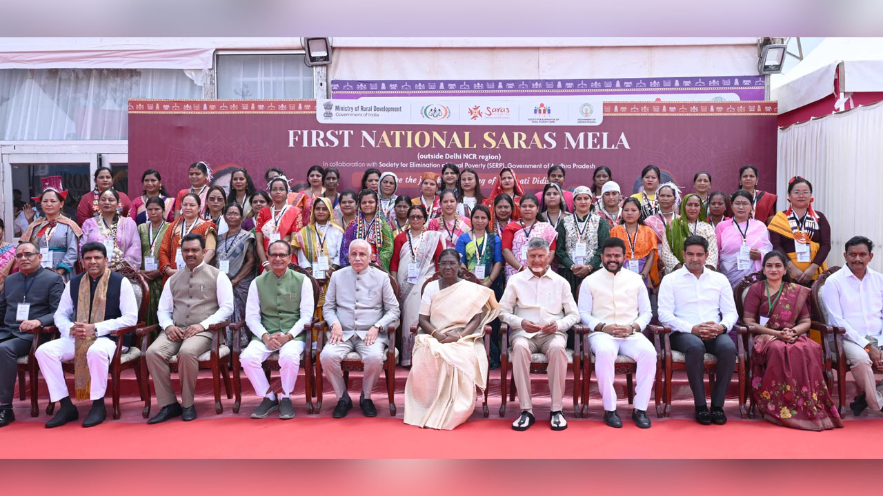 President Murmu | మహిళలకు మరింత సాధికారత కల్పించేందుకు కృషి చేయాలి : రాష్ట్రపతి ముర్ము
