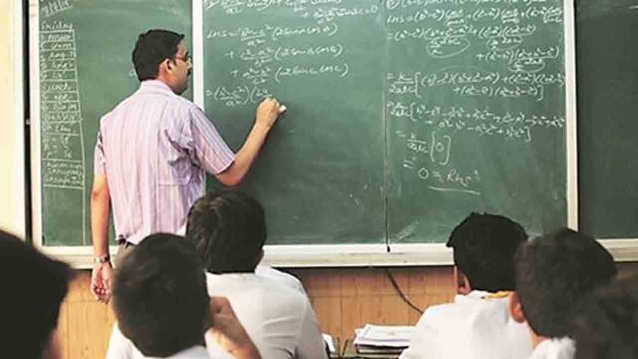 బ్యాక్‌లాగ్‌ పోస్టుల జంజాటం