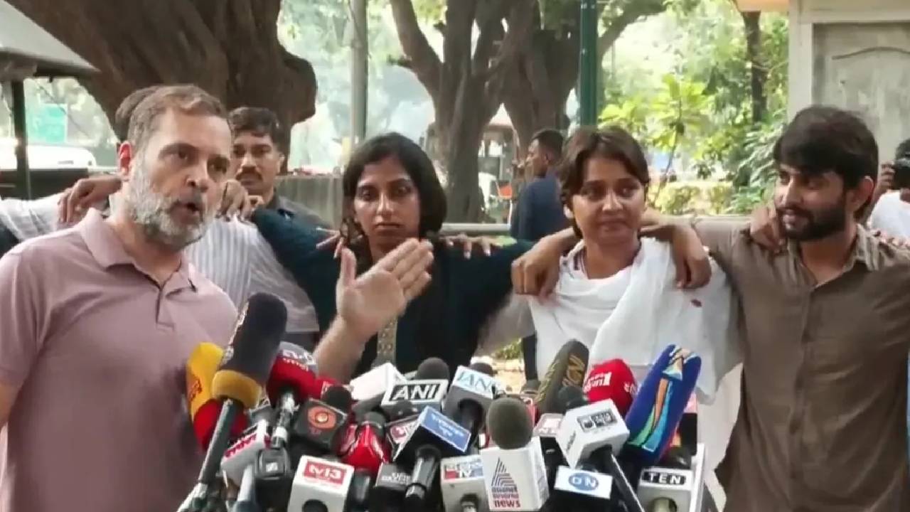 Rahul Gandhi | పోలీసుల దాడిలో వినికిడి శక్తి కోల్పోయిన విద్యార్థిని.. ఢిల్లీ పోలీసులపై రాహుల్ గాంధీ ఆగ్రహం