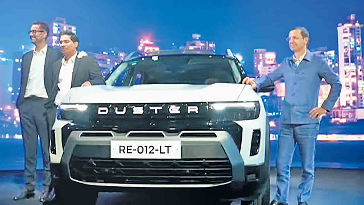 రెనో డస్టర్‌ హైబ్రిడ్‌ మాడల్‌.. ప్రారంభ ధర రూ.16.99 లక్షలు
