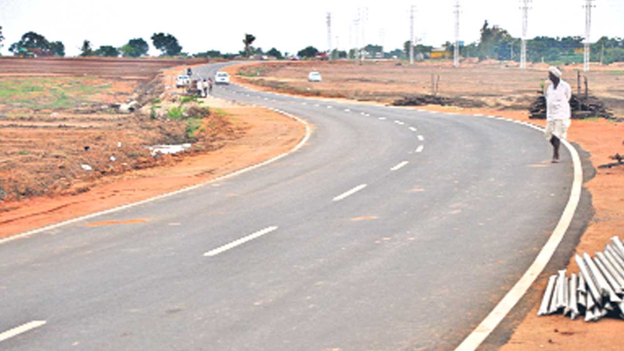 పల్లె పల్లెకూ రహదారులు