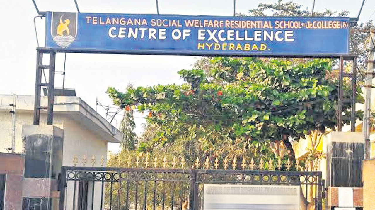 అలా వెళ్లి.. ఇలా వచ్చారు!