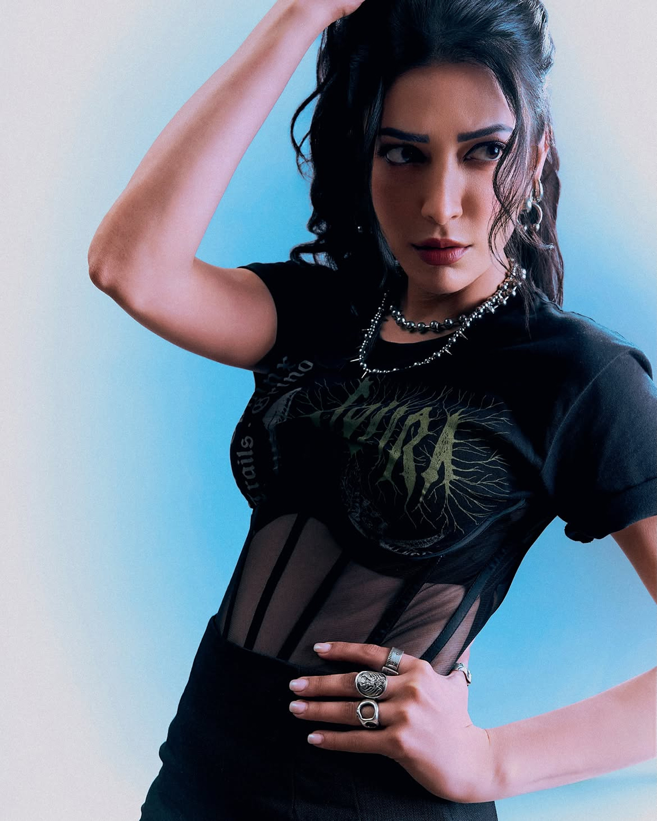 Shruti Haasan8
