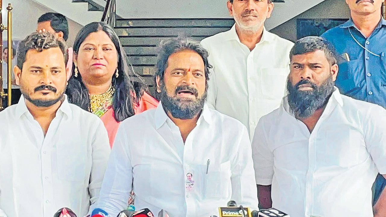దుర్భిక్షంలో సర్కార్‌ బాధ్యతారాహిత్యం