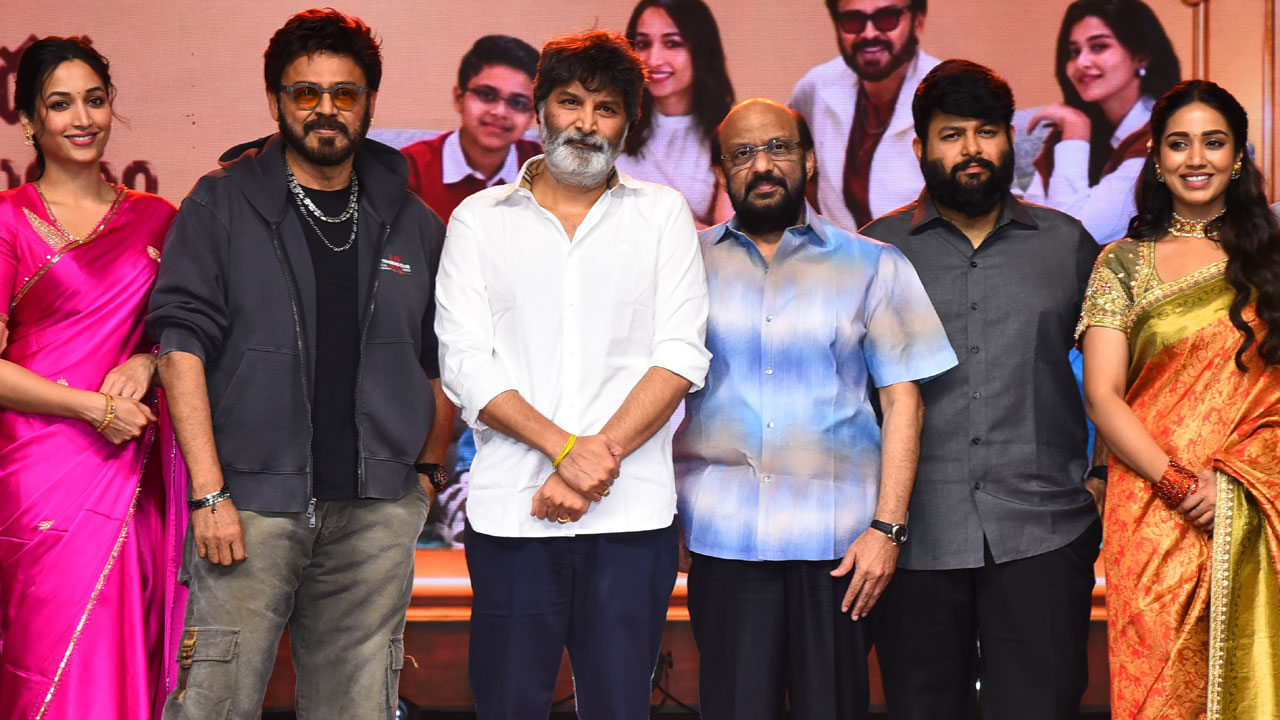 ఆదర్శకుటుంబం నా కెరీర్‌లోనే ప్రత్యే కం