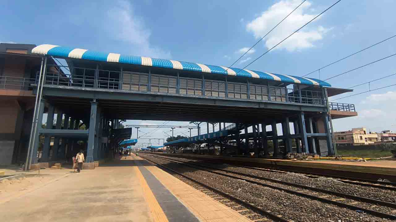 Zaheerabad Railway Station | జహీరాబాద్ రైల్వే స్టేషన్‌కు ఆధునిక హంగులు.. అమృత్ భార‌త్‌తో మోడ‌ల్ స్టేష‌న్‌గా..