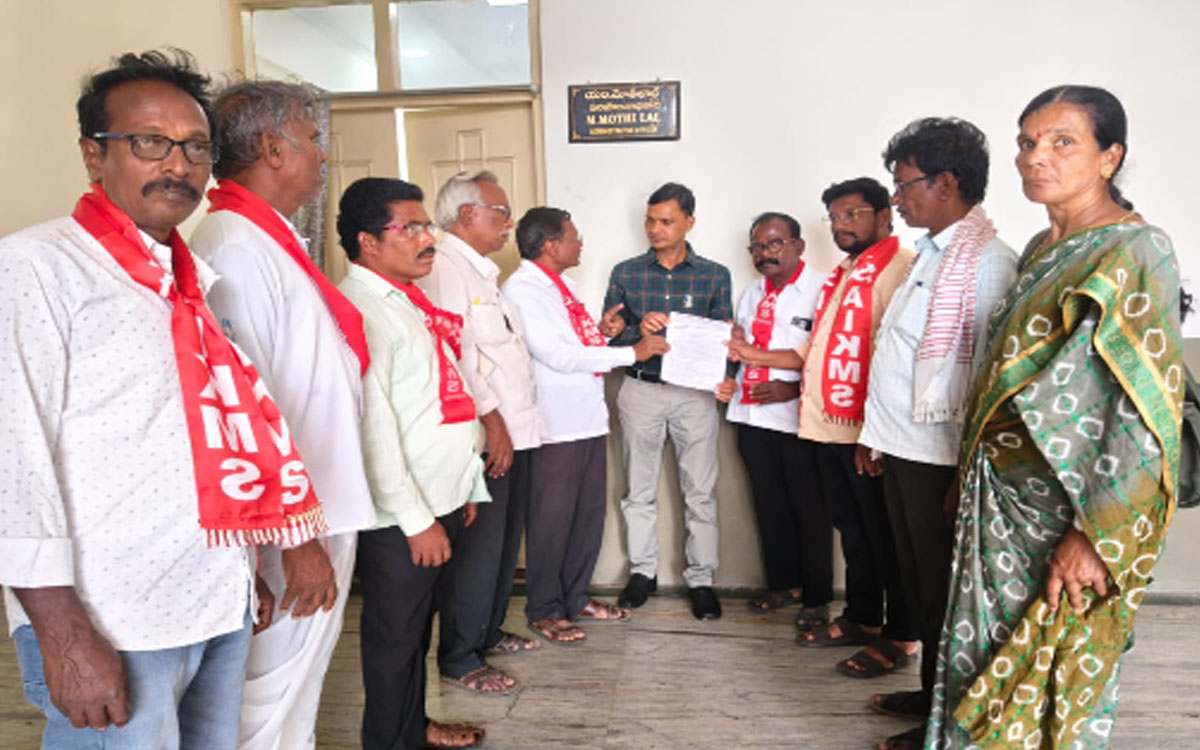 'నల్లగొండ జిల్లాను కరువు ప్రాంతంగా ప్రకటించాలి'