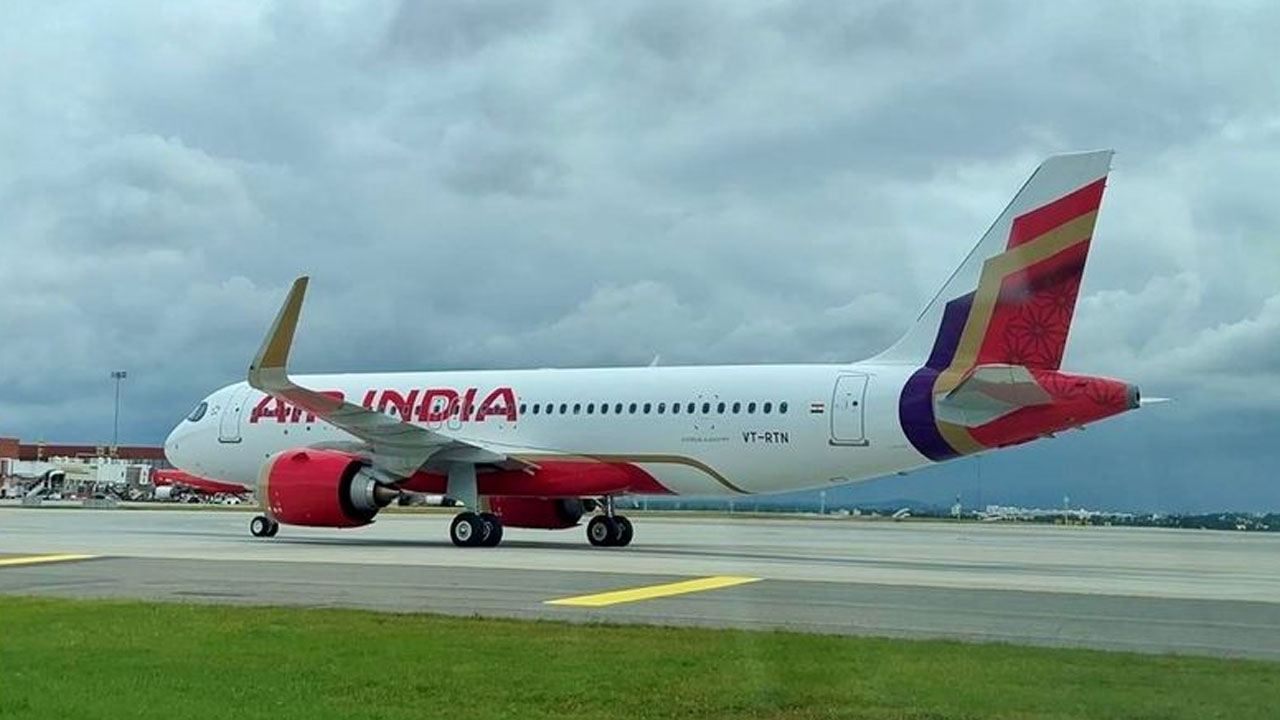 Air India: బాంబు బెదిరింపు.. ఫ్రాంక్‌ఫర్ట్ నుంచి వ‌స్తున్న విమానం జైపూర్‌లో ల్యాండింగ్