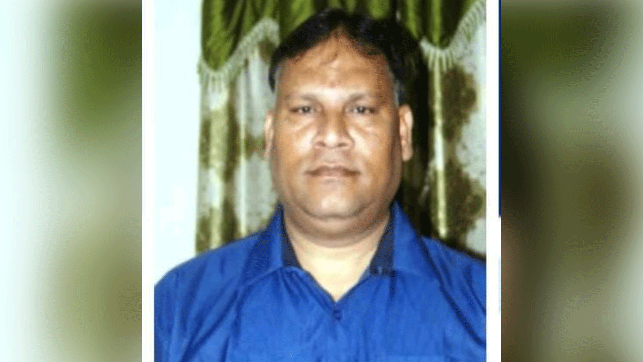 Road accident | రోడ్డు ప్రమాదంలో ఏఆర్‌ ఎస్‌ఐ ప్రసాద్‌ మృతి