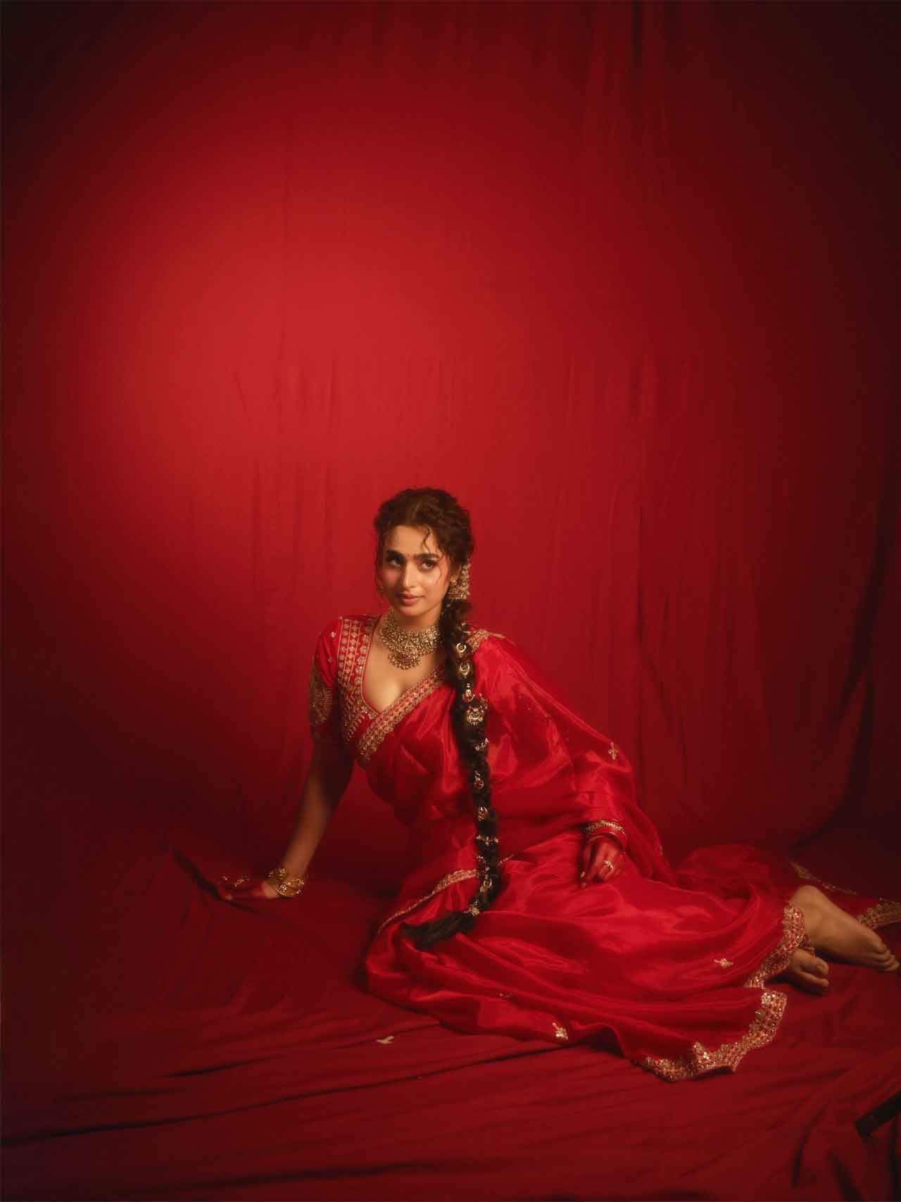 Ayesha Khan2