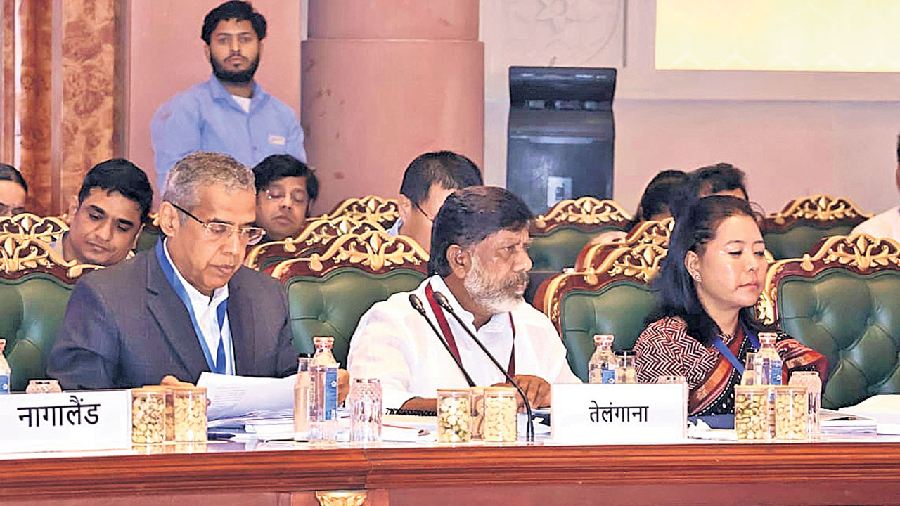 జీఎస్టీలో రాష్ర్టాల ప్రయోజనాలు కాపాడాలి