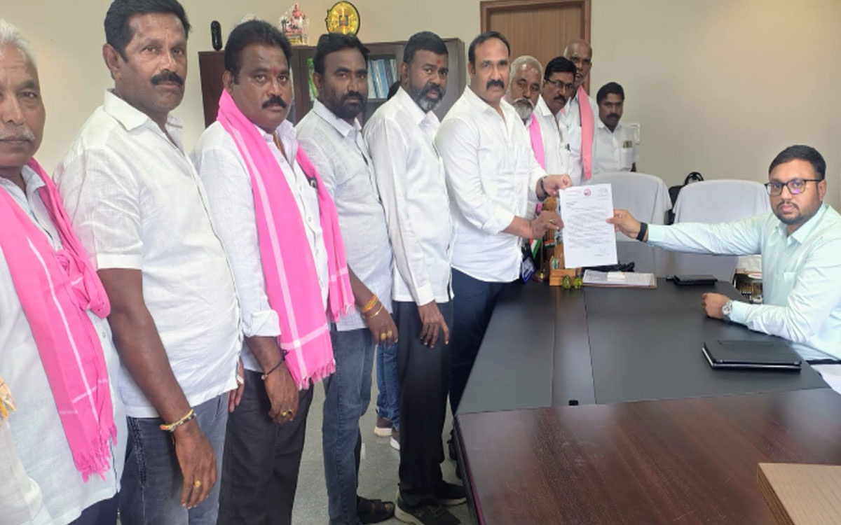 ‘కోదాడ‌ నియోజకవర్గంలోని మండలాలను కరువు మండలాలుగా ప్రకటించాలి’