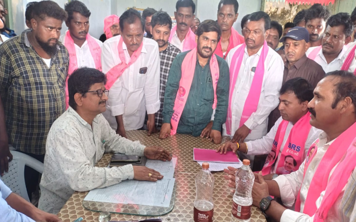 ‘నీటి పారుదలశాఖ మంత్రిగా ఉత్తమ్‌కుమార్ రెడ్డి విఫలం’