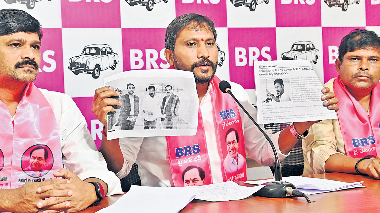 బీజేపీతో సీఎం రేవంత్‌ కుమ్మక్కు