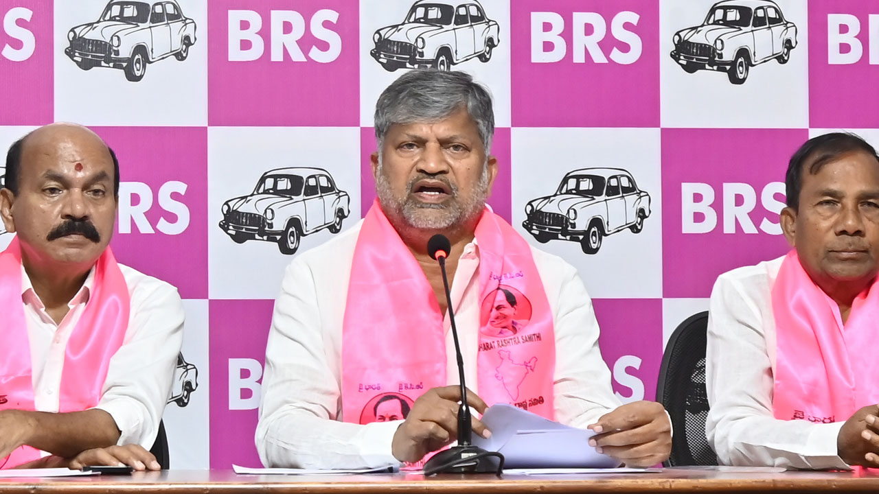 నేతన్నల ఆత్మహత్యలు ప్రభుత్వ హత్యలే