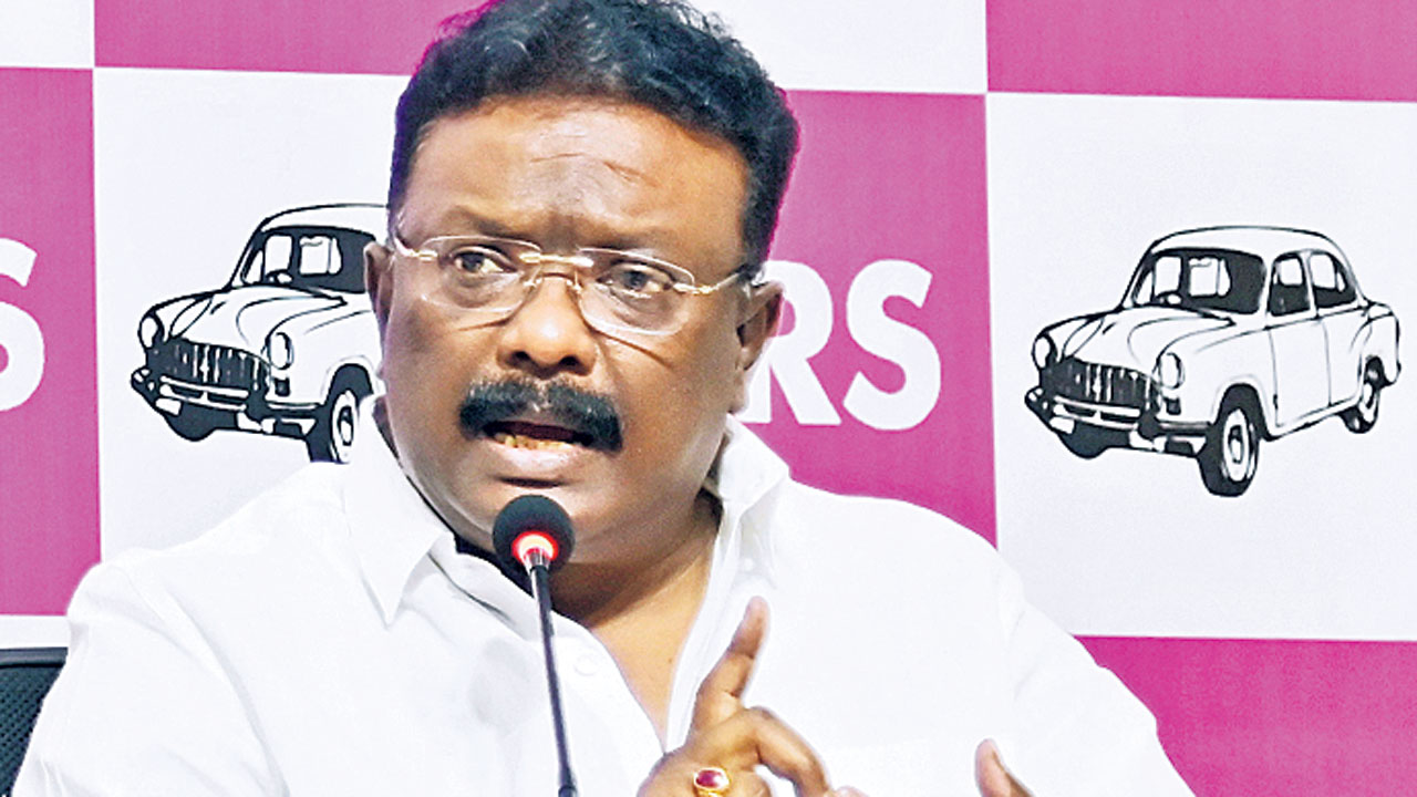 సిరిసిల్లలో సీఎం చిల్లర భాష