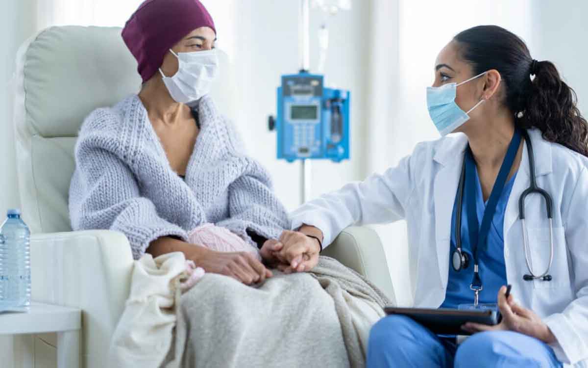 Cancer Treatment | క్యాన్స‌ర్ చికిత్స తీసుకునే రోగుల్లో గుండె ఆరోగ్యంపై ప్ర‌భావం ప‌డుతుందా..? నిపుణులు ఏం చెబుతున్నారు..?