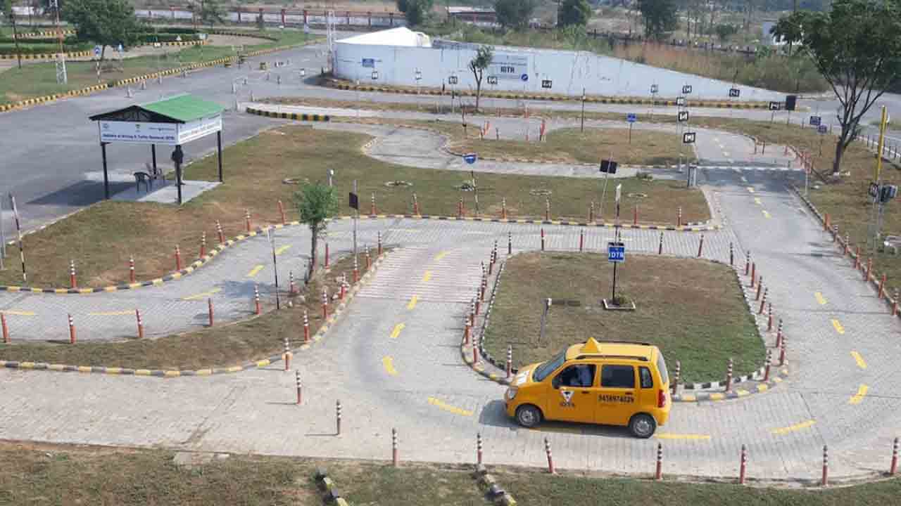 ఇక ఏఐ డ్రైవింగ్‌ టెస్ట్‌ ట్రాక్‌లు