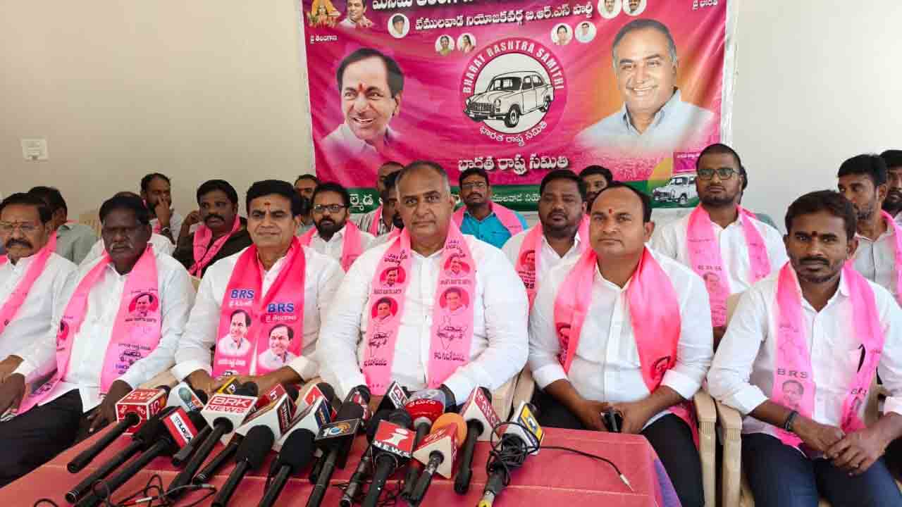 Chalmeda Narasimha Rao | సంకపల్లిలోని 45 ఇండ్లకు పరిహారం ఎప్పుడు ఇస్తారు : బీఆర్ఎస్ నేత చల్మెడ లక్ష్మీ నరసింహారావు