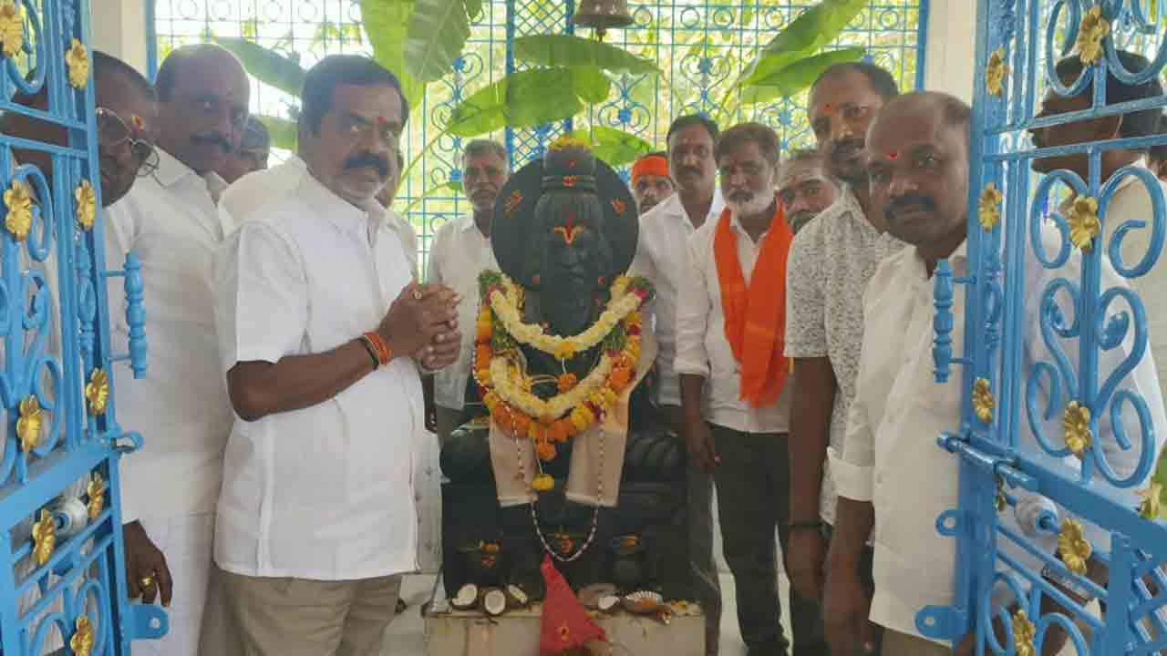 వాల్మీకి మహర్షి బోధనలు నేటి సమాజానికి మార్గదర్శకం : చిట్టెం రామ్మోహన్‌రెడ్డి