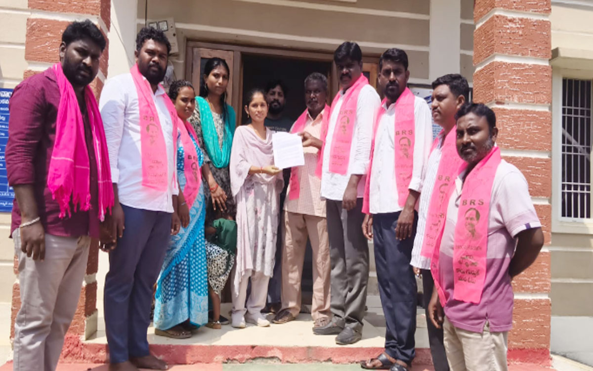 ‘పంచాయతీల సమస్యలను పరిష్కరించాలి’
