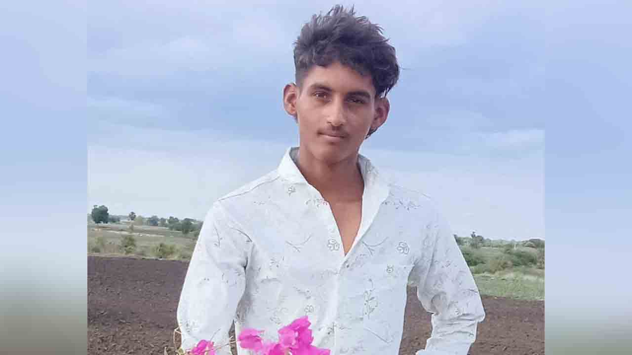 Electric shock | విద్యుత్‌ షాక్‌తో యువకుడి మృతి