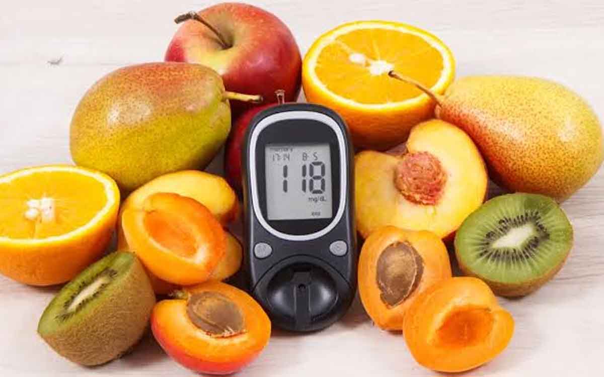 Diabetes | డ‌యాబెటిస్ ఉన్న‌వారు పండ్ల‌ను తినే విష‌యంలో ఈ సూచ‌న‌లు పాటించాలి.. షుగ‌ర్ లెవ‌ల్స్ పెర‌గ‌వు..