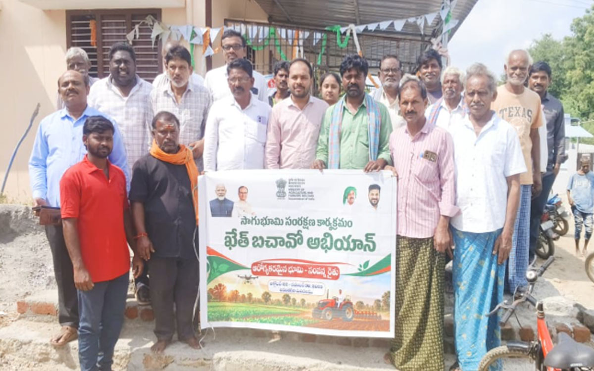 'రైతులు ఆరుతడి పంటలు సాగు చేయాలి'